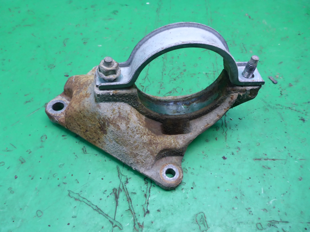 Кронштейн (сопут. товар)