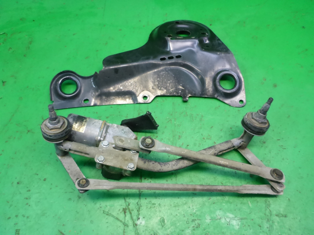 Трапеция стеклоочистителей