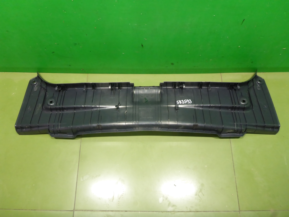 Обшивка багажника