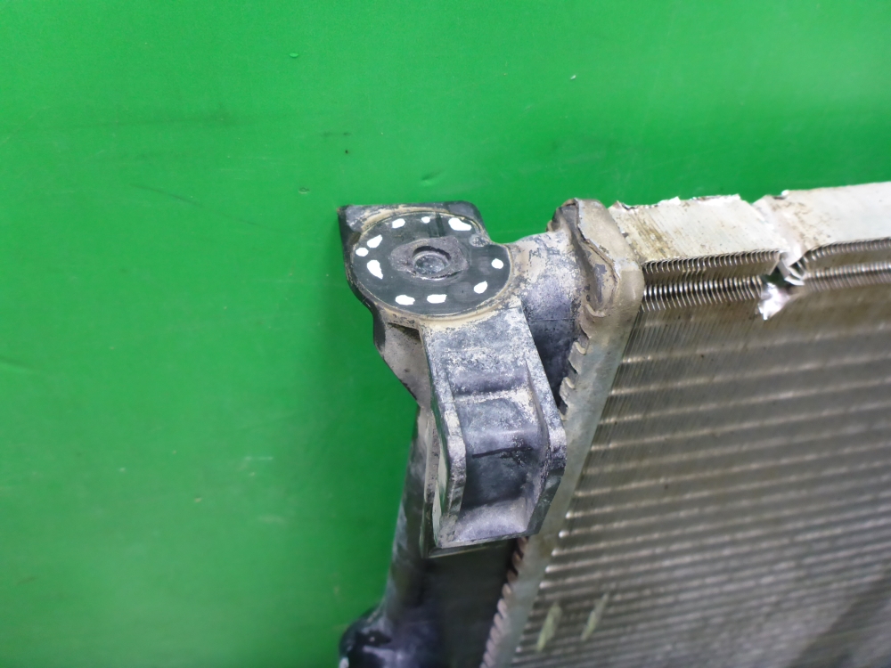 Радиатор охлаждения двигателя основной