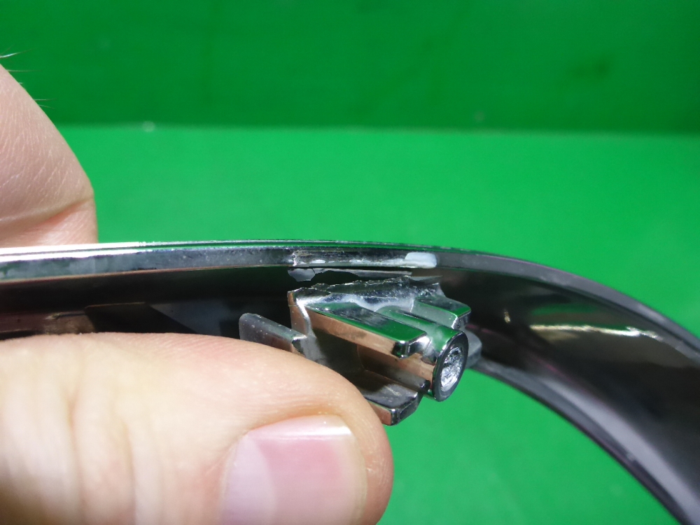 Накладка переднего бампера правая