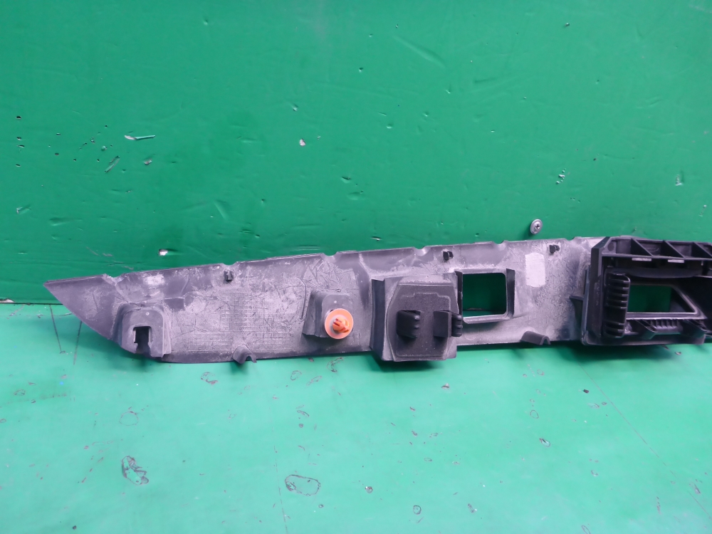 Накладка двери багажника