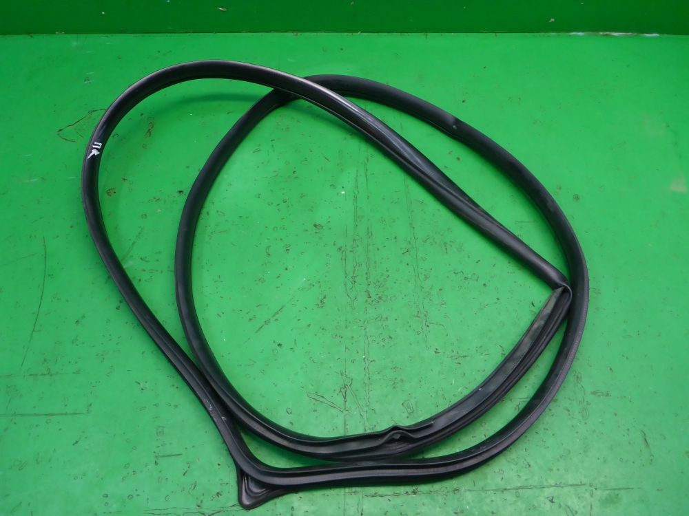 Уплотнитель двери