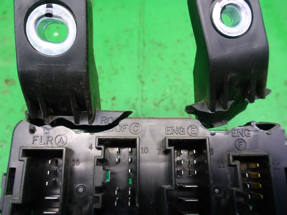 Блок предохранителей