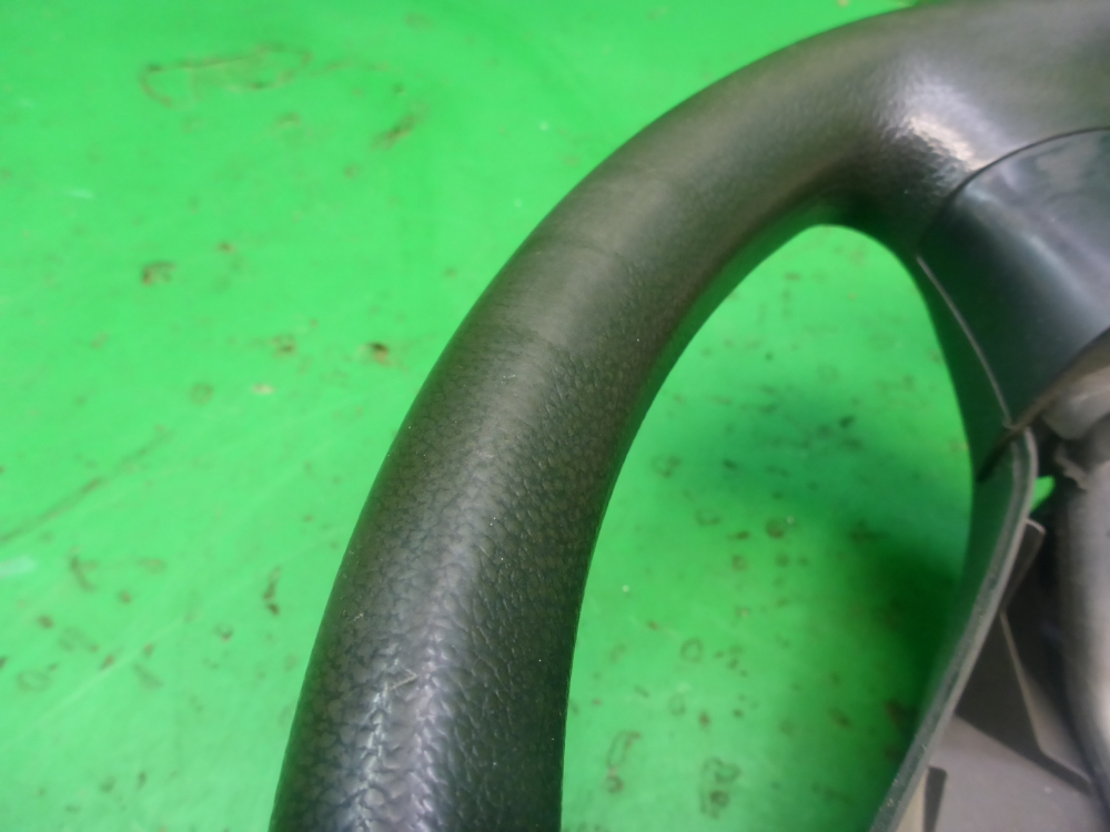 Рулевое колесо (руль)