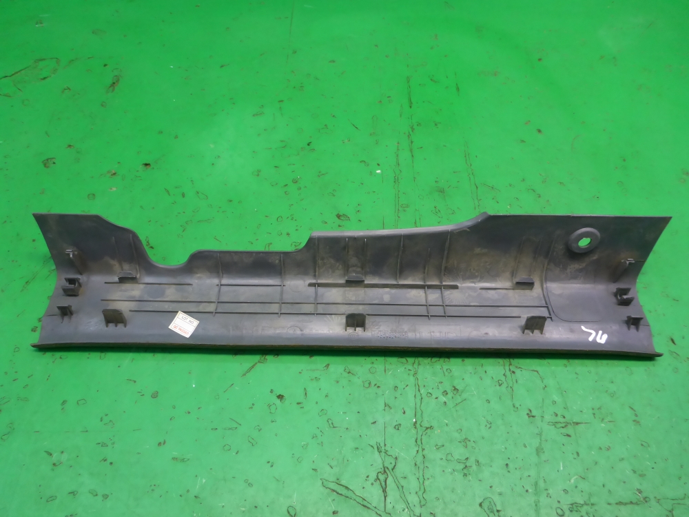 Накладка порога (внутренняя)