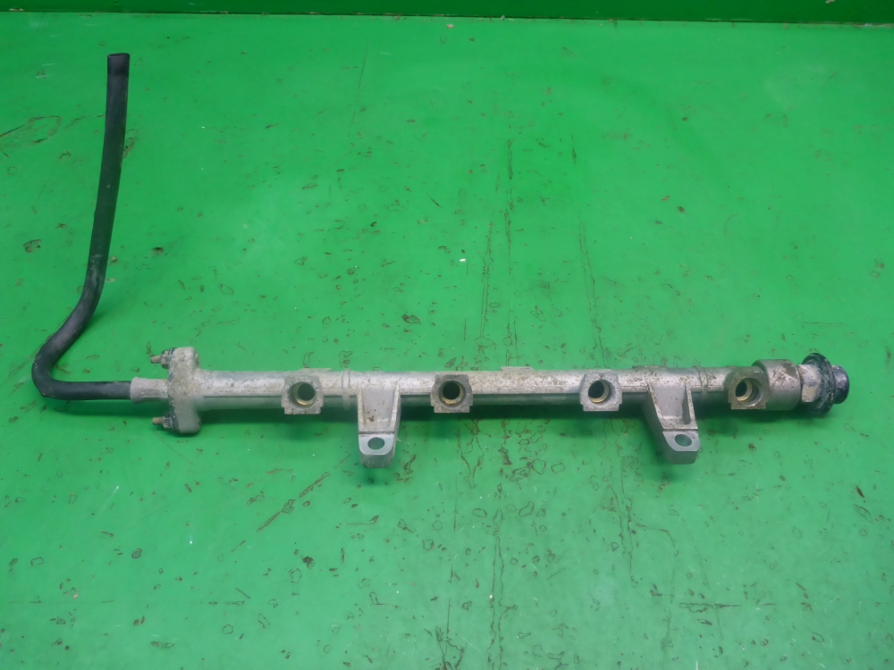 Рейка топливная (рампа)