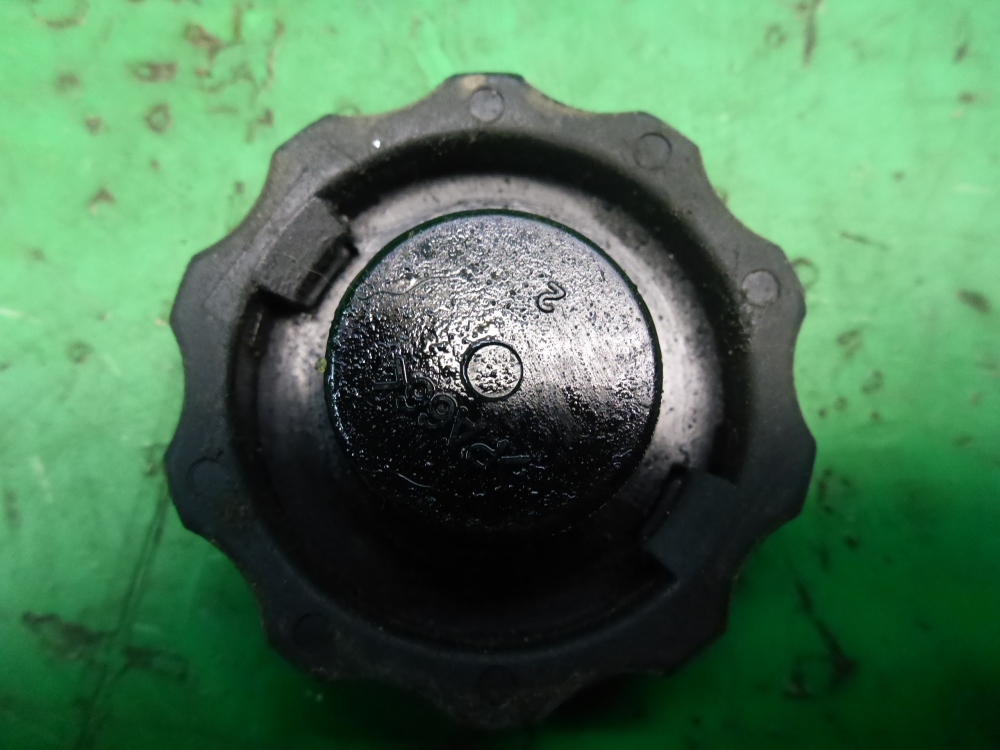 Крышка бачка ГУР