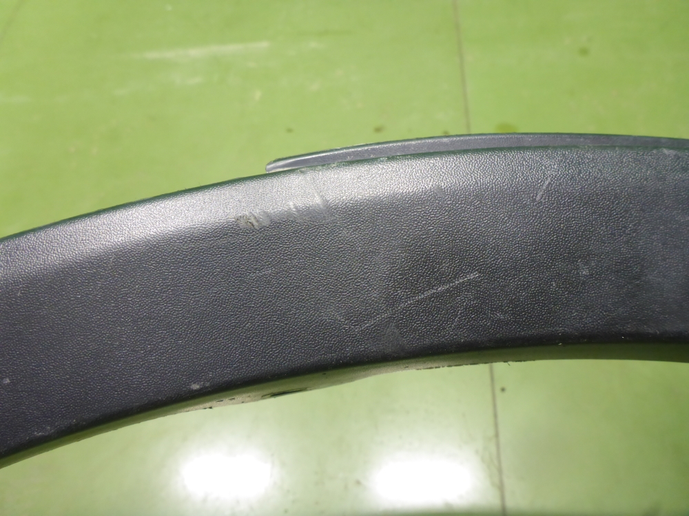 Накладка заднего крыла правого