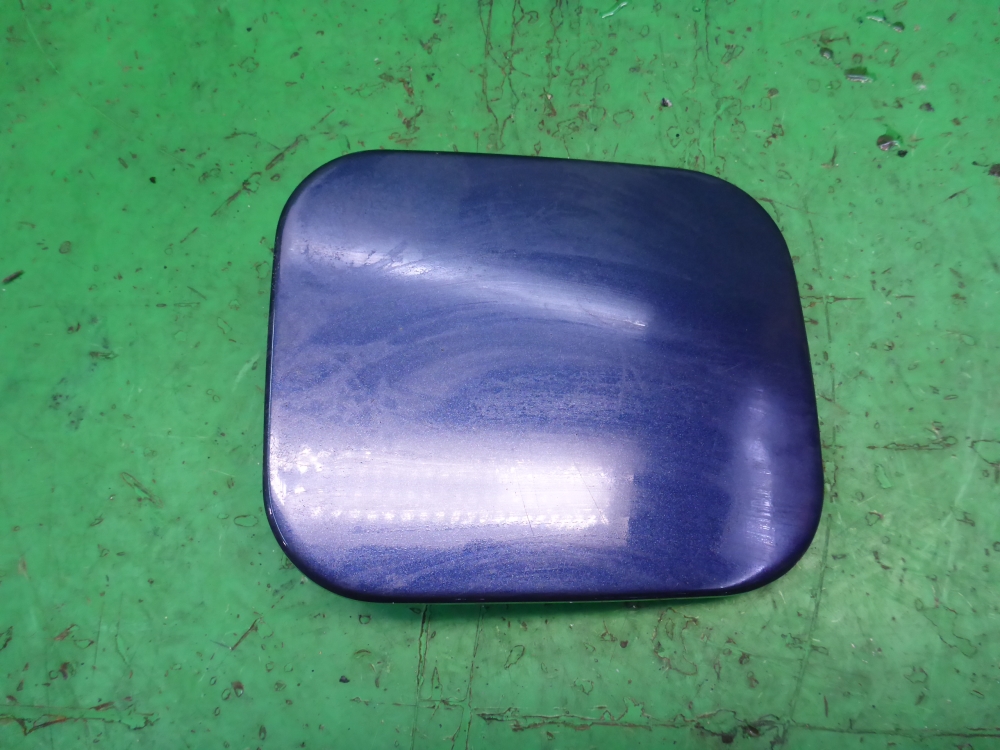 Лючок бензобака