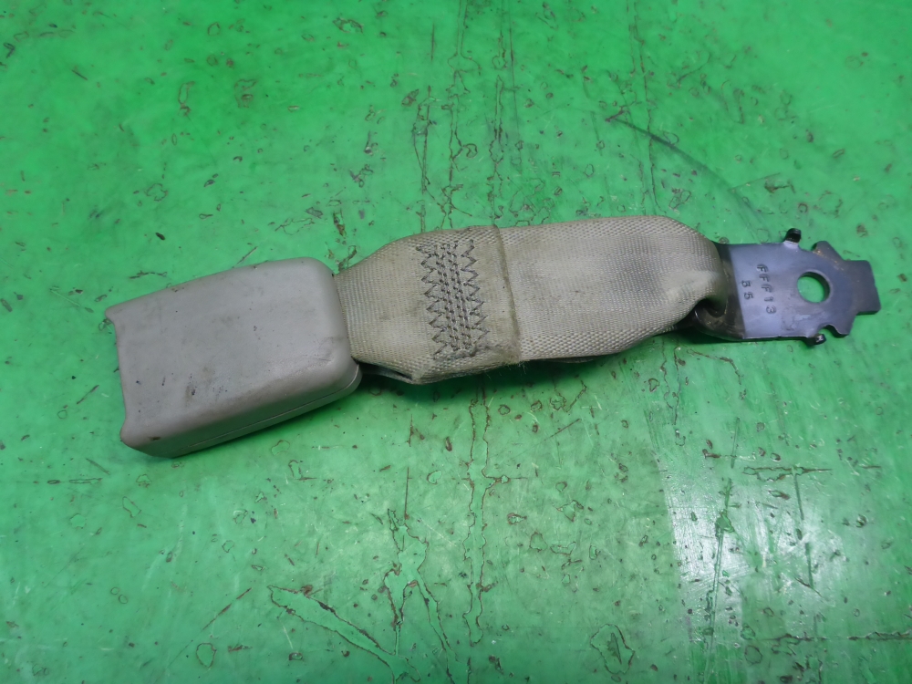 Ответная часть ремня безопасности