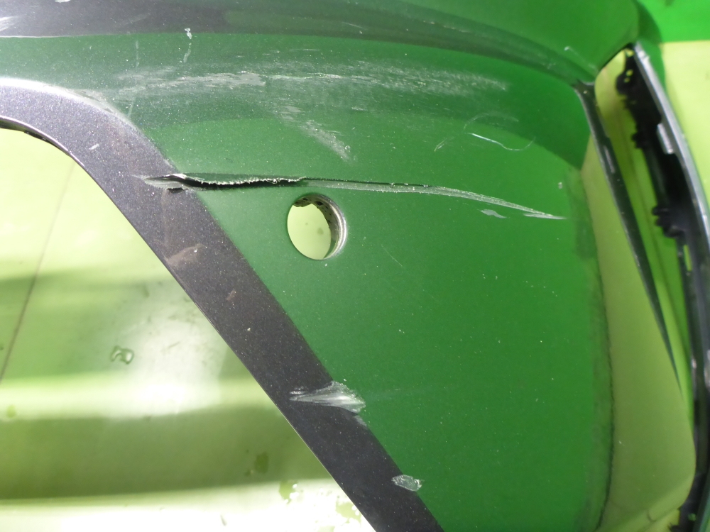 Бампер передний