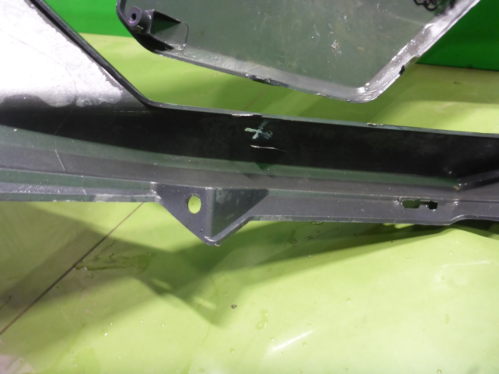 Бампер передний