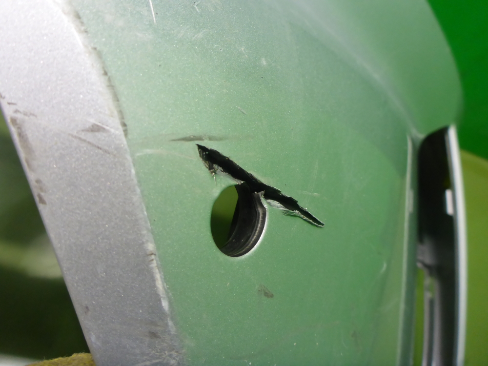 Бампер передний