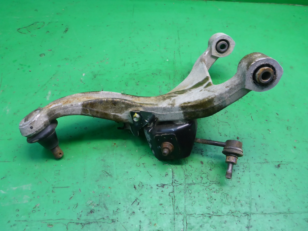 Рычаг задний правый