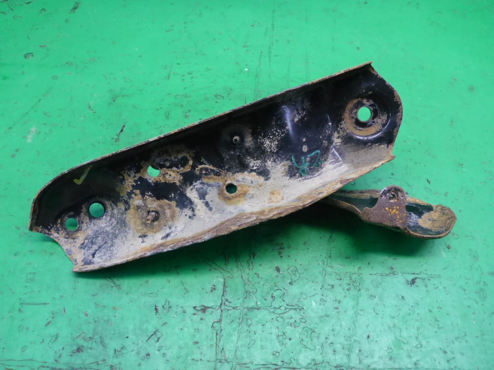 Кронштейн (сопут. товар)