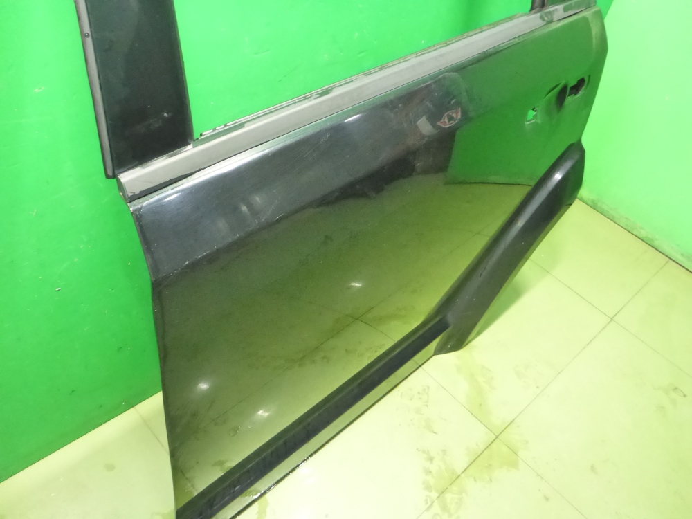 Дверь задняя левая