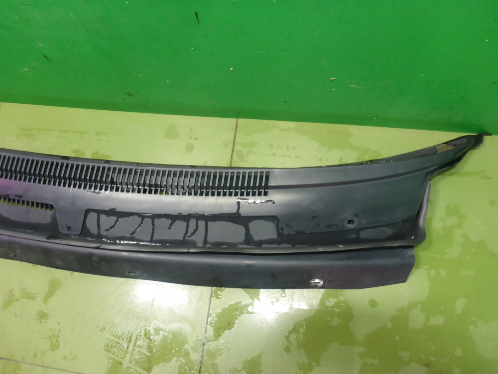 Решетка стеклоочистителей (Жабо)