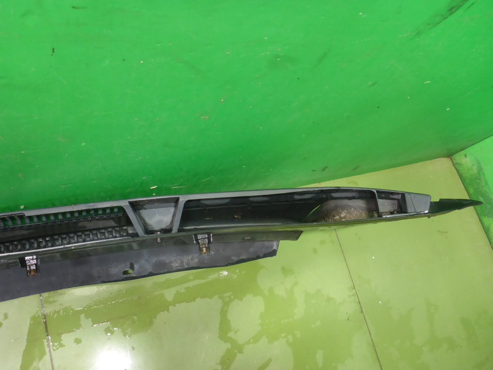 Решетка стеклоочистителей (Жабо)