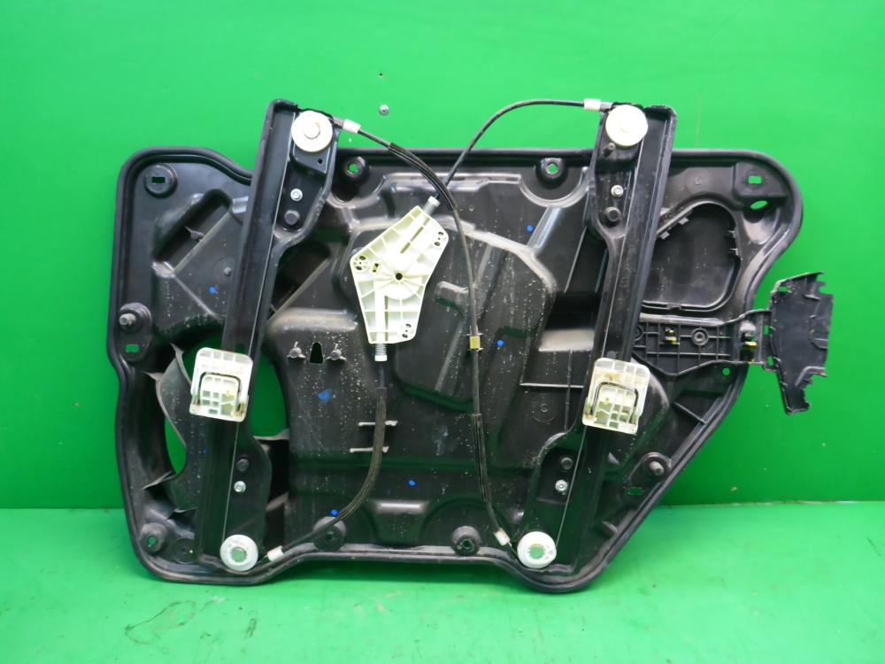 Стеклоподъемник электр. передний левый