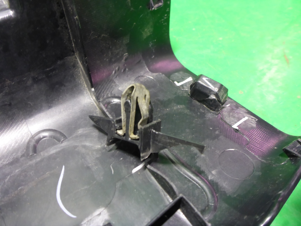 Обшивка багажника