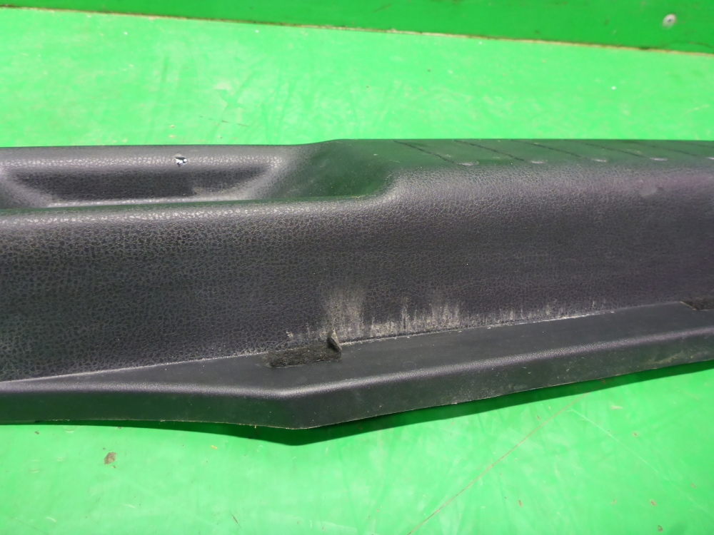 Обшивка багажника