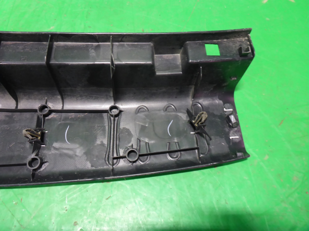 Обшивка багажника