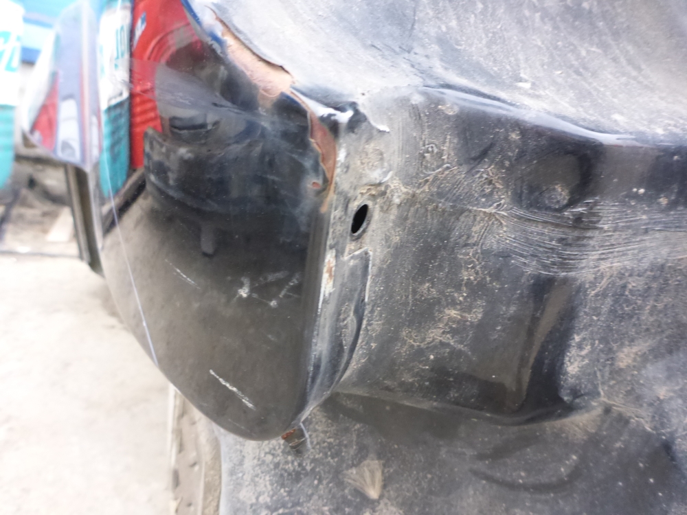 Крыло заднее левое