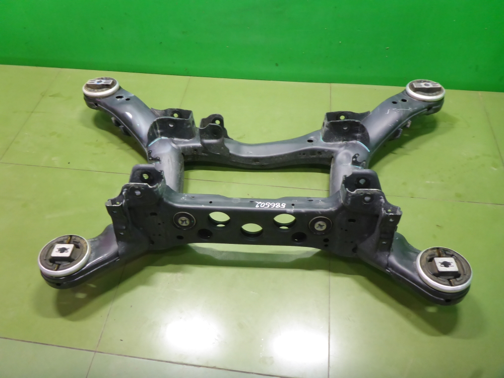 Балка задняя