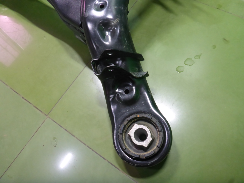 Балка задняя