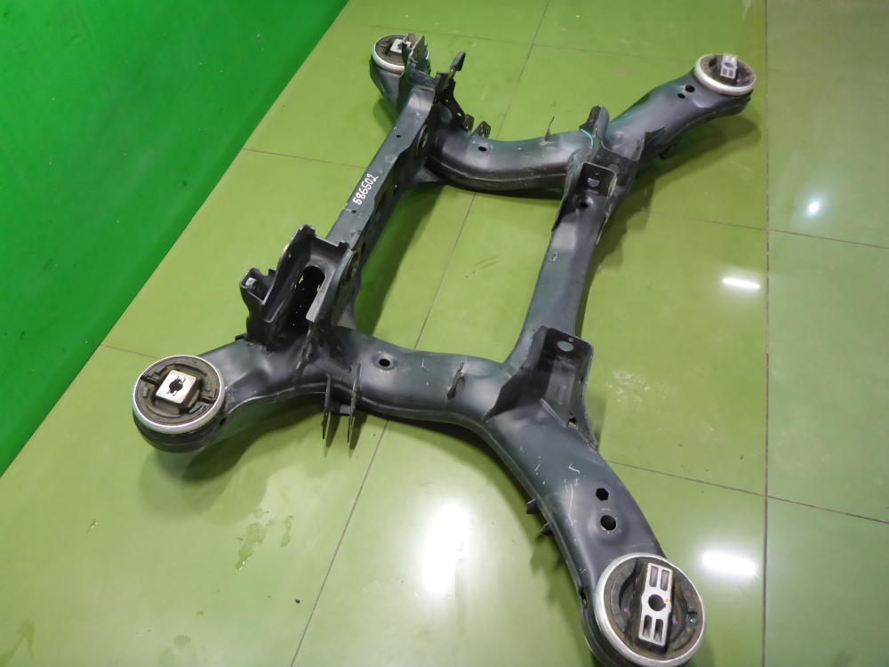 Балка задняя