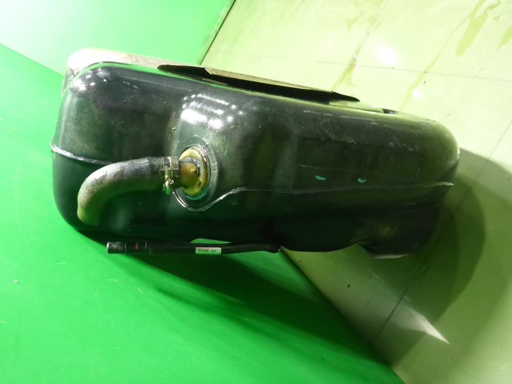 Бак топливный