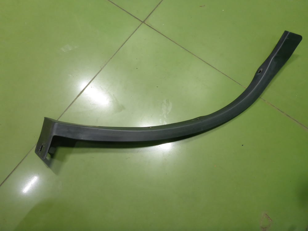 Накладка заднего крыла правого
