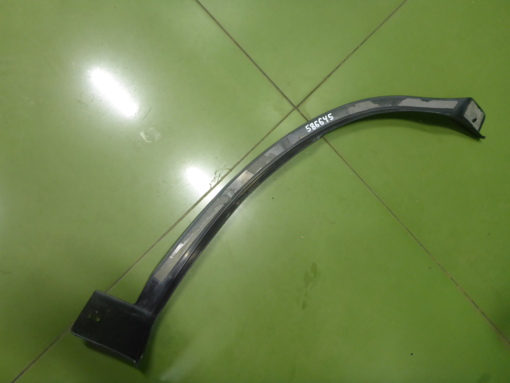 Накладка заднего крыла правого
