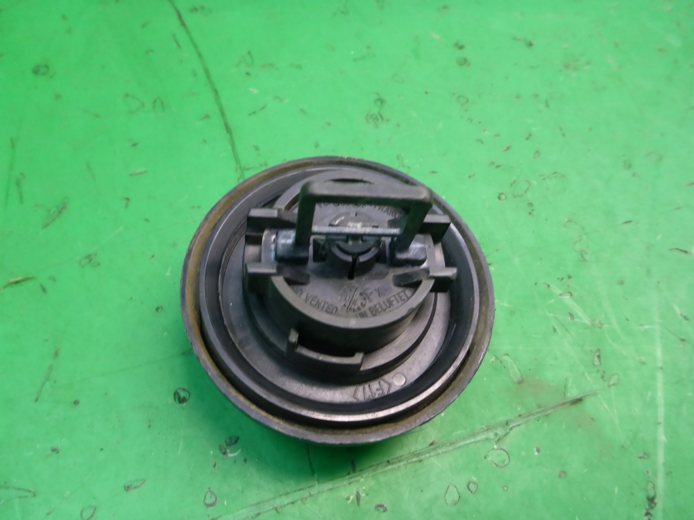 Крышка топливного бака