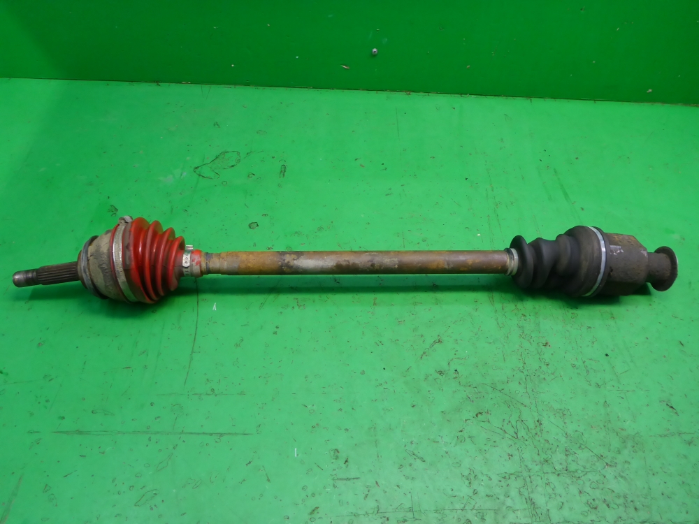 Полуось передняя правая