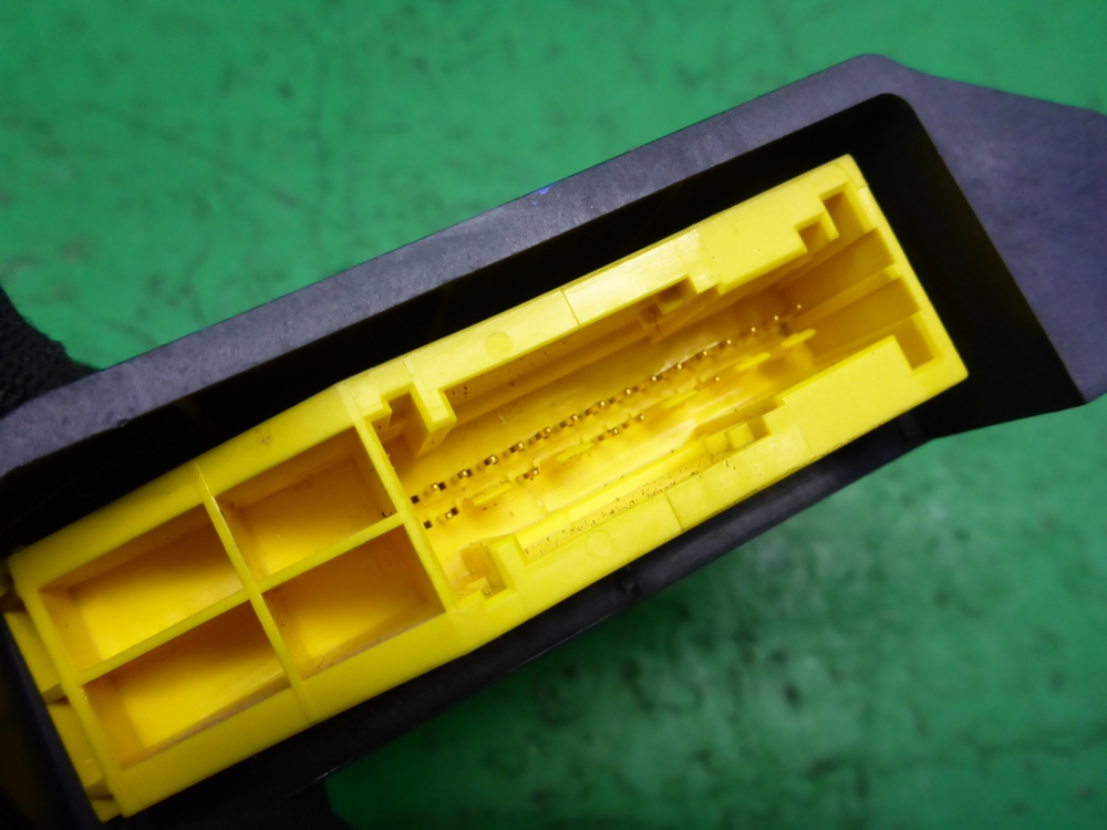 Блок управления подушек безопасности (AIR BAG)