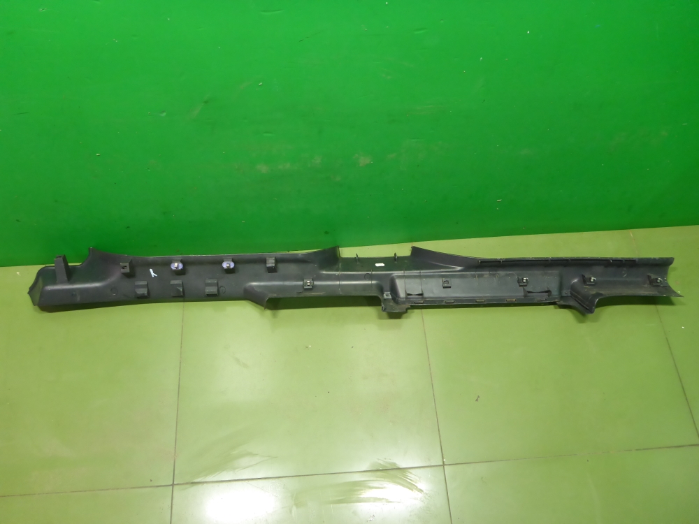 Накладка порога (внутренняя)