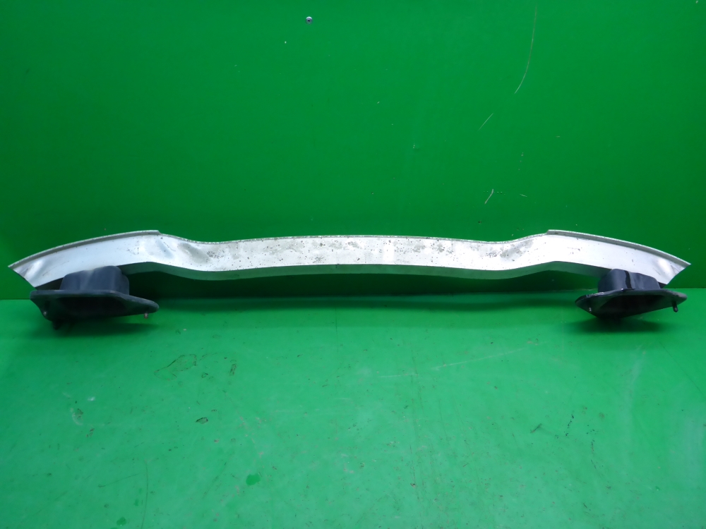 Усилитель заднего бампера