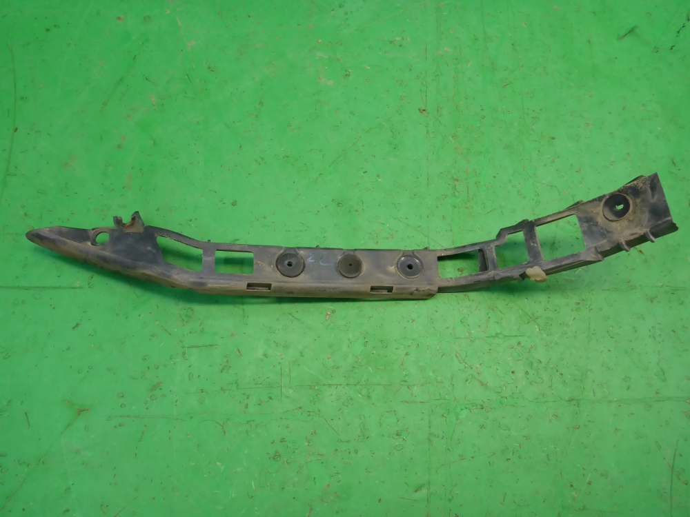 Кронштейн заднего бампера левый