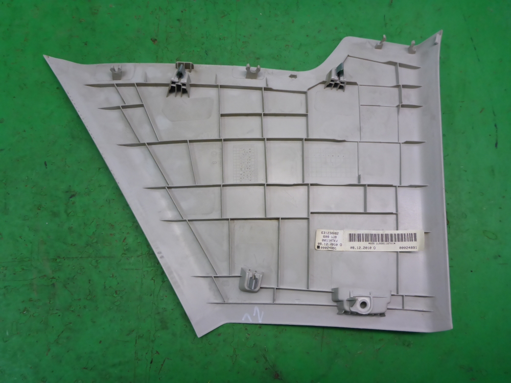 Обшивка стойки