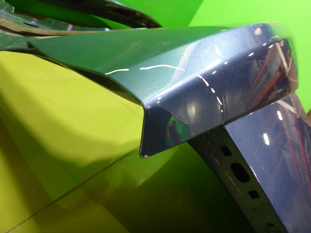 Дверь багажника