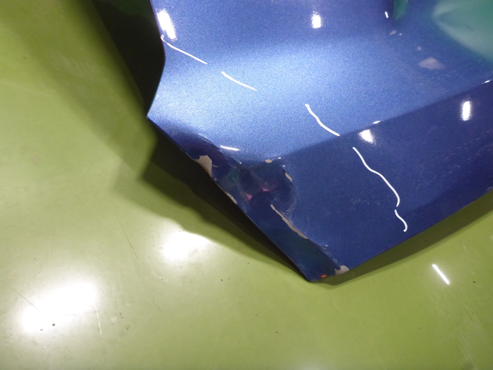 Дверь багажника