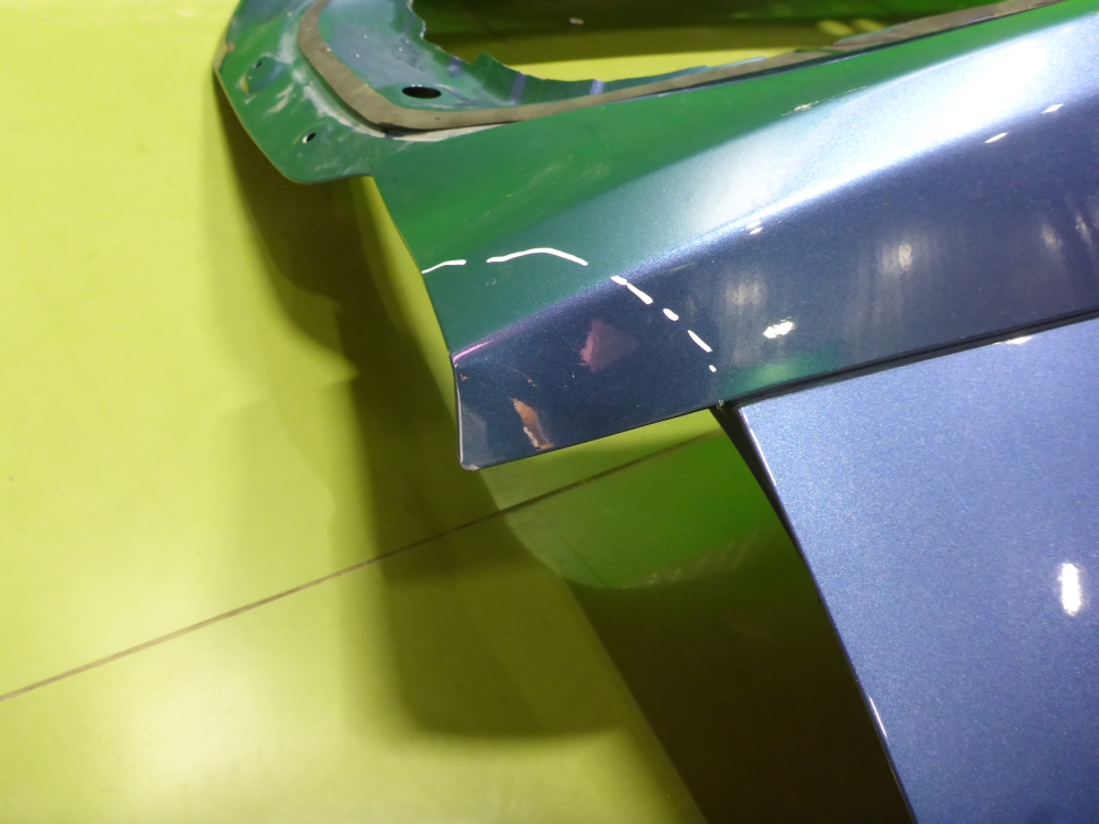 Дверь багажника