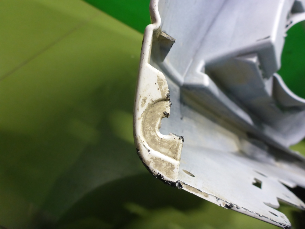 Бампер передний