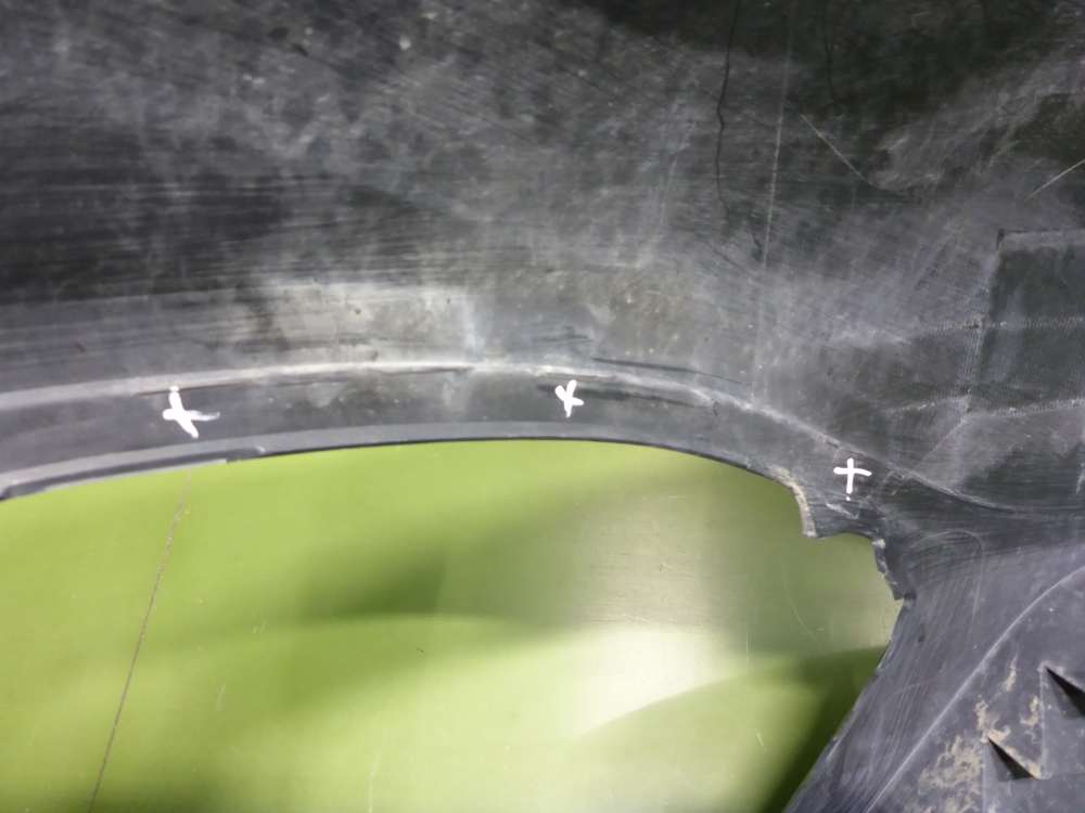 Бампер передний