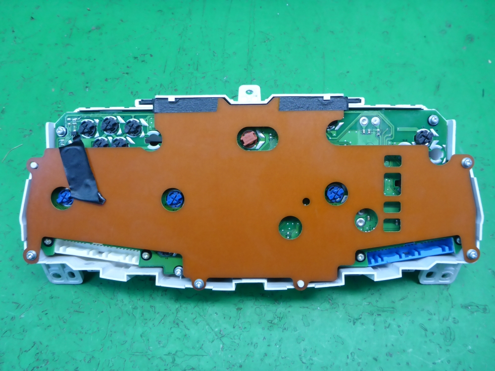 Панель приборов