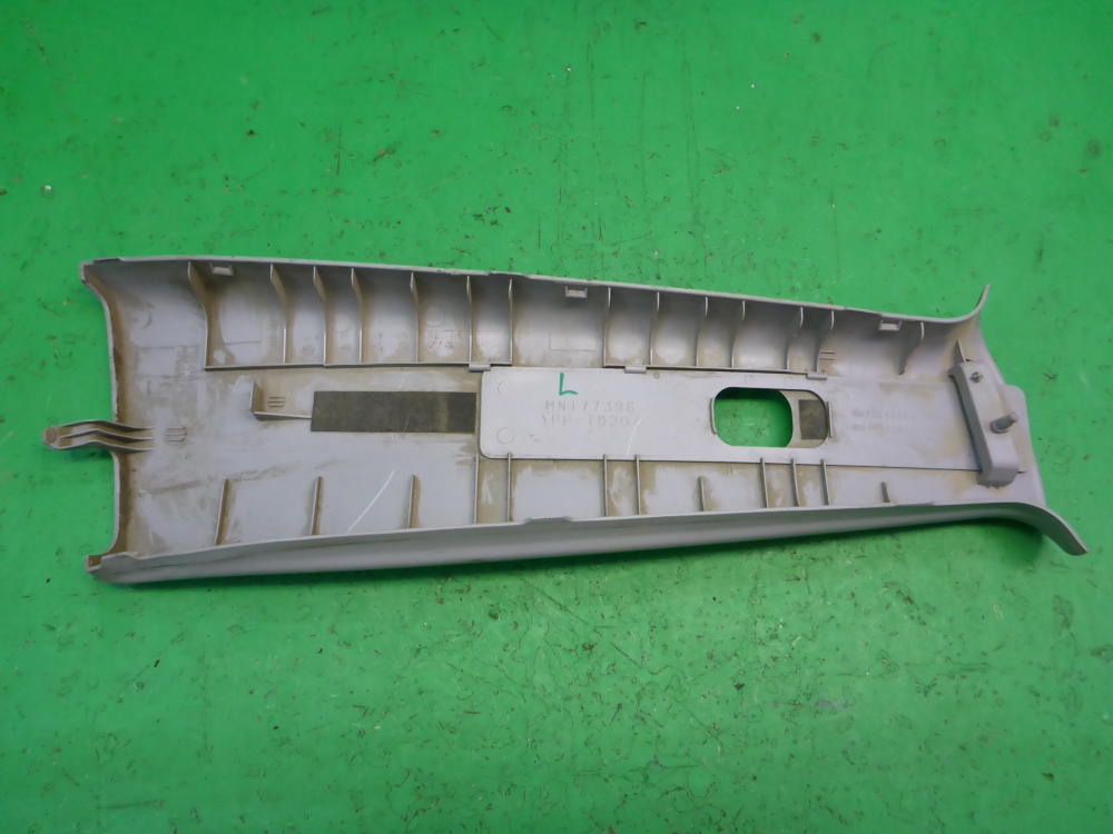 Обшивка стойки