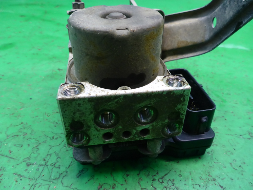 Блок ABS (насос)