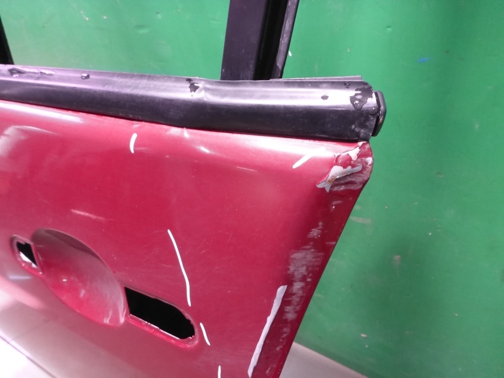 Дверь задняя левая